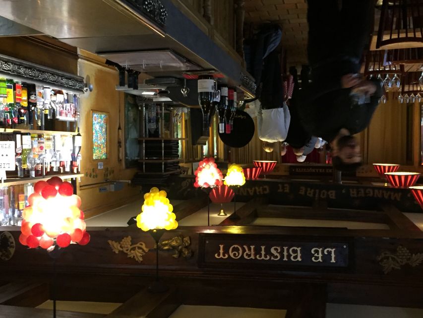 Paris: 2.5–Hour Montmartre Wine and Bistro Tour - Starting at Blanche Metro Station
