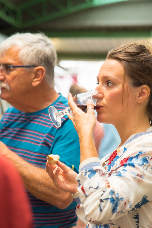 Paris: 2-Hour Aligre Market Walking Food Tour & Tasting - From market stalls to delicatessens