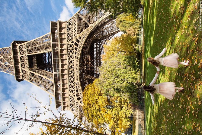 Paris 2-Hour Eiffel Tower Walking Tour with Professional Photo Shoot - Promenade dAustralie to Pont dIéna