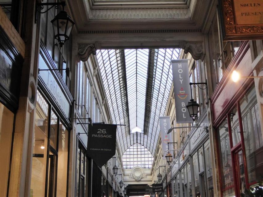 Paris: 2-Hour Passages Private City Tour in German - Why Parisian passages tell a different city story