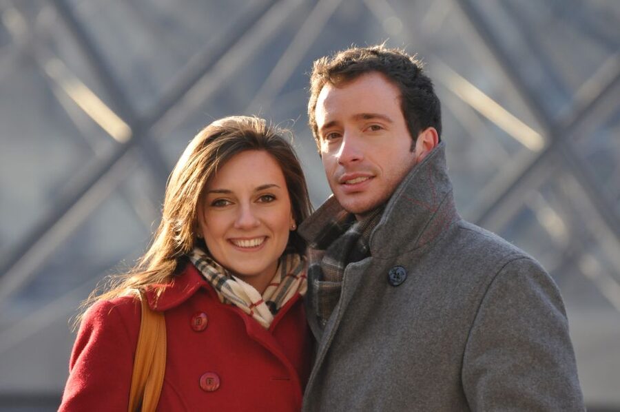Paris 2-Hour Private Walking Tour with a Photographer - The Eiffel Tower and Pont de Bir-Hakeim