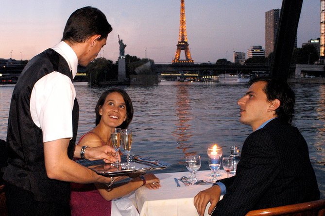 Paris 3-Course Gourmet Dinner and Sightseeing Seine River Cruise - The Seine itinerary, sight by sight
