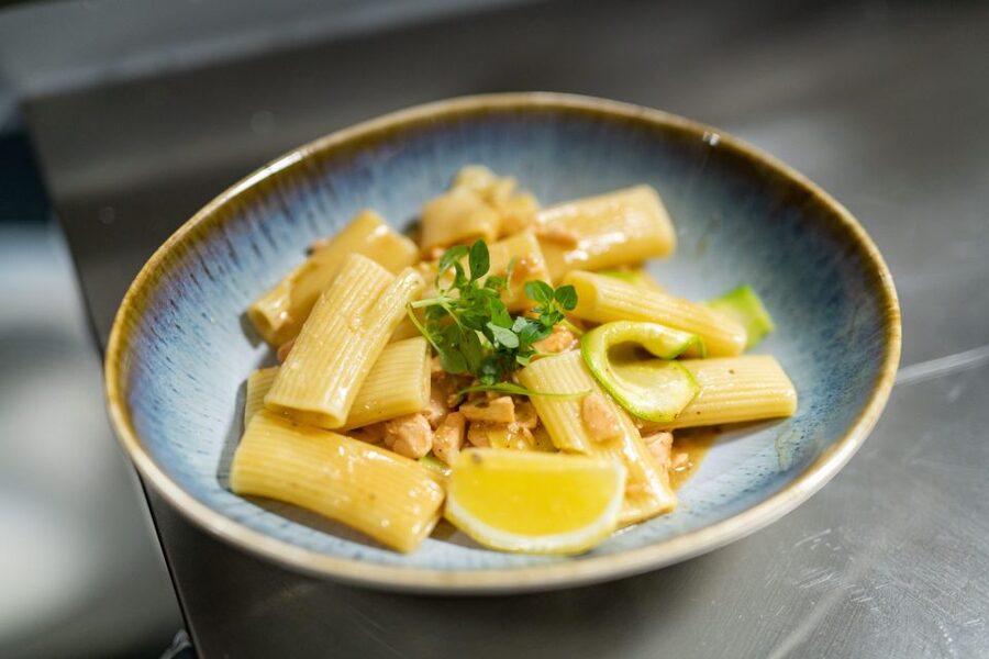 Paris: 3-Course Italian Meal Seine Cruise - FAQ
