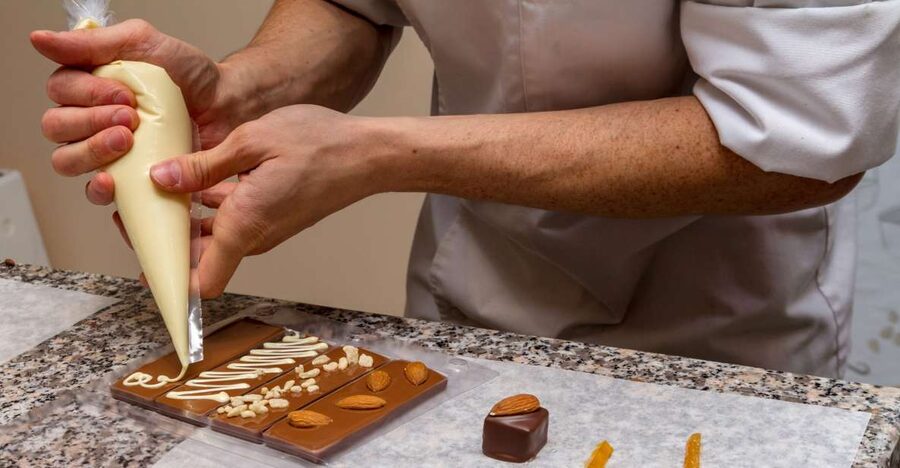 Paris: 45-minute Chocolate Making Workshop at Choco-Story - A decorating class, not a bean-to-bar lesson