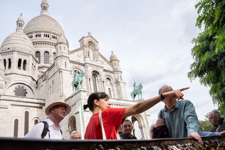 Paris: A Solo Wander Through Hidden Gems of Montmartre - Following Amélie, Van Gogh, and Montmartre’s artists