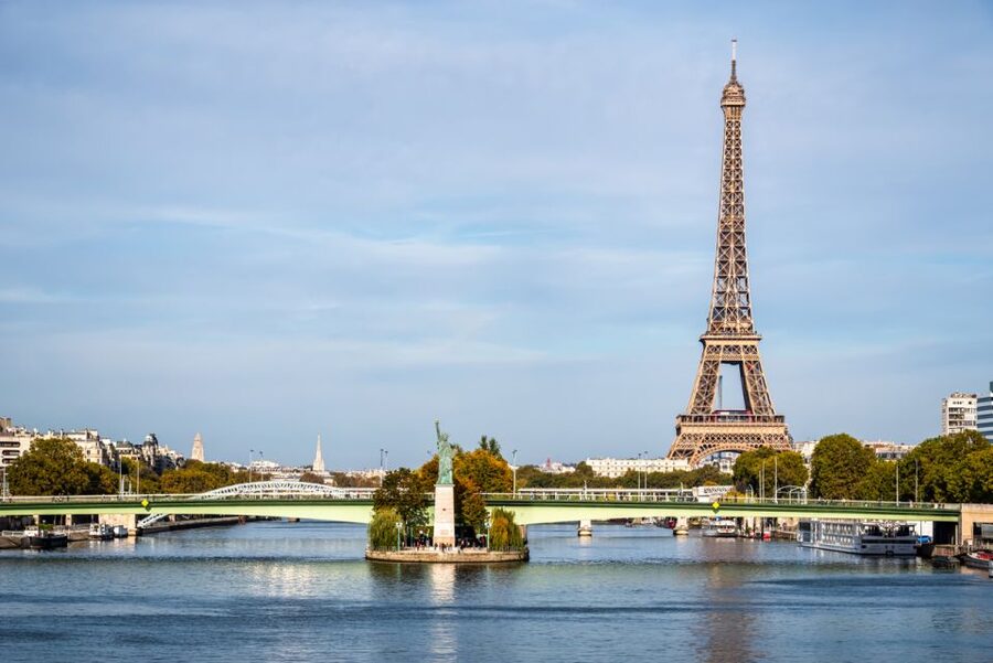 Paris: Access to the Eiffel Tower's 2nd Floor - Is $86 Worth Paying for Second-Floor Access?