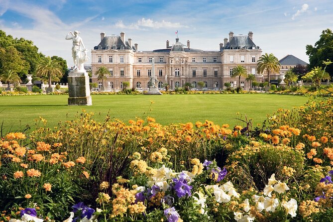 Paris Airport & Hotel Transfer Service - Leaving a Paris hotel before sunrise