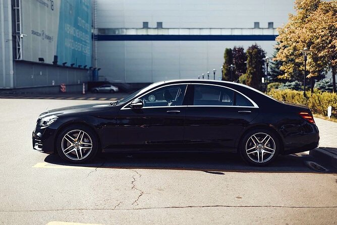 Paris Airport Transfer Service - The ride into Paris in 40 minutes