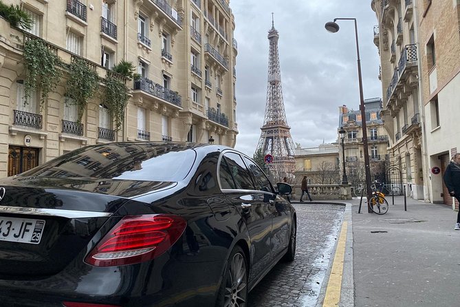 Paris Airport Transfers - Private Car - The drive into central Paris