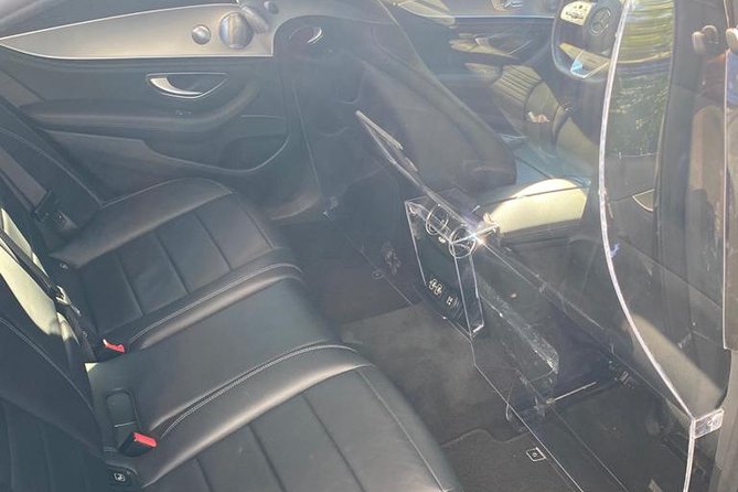 Paris Airport Transfers - Private Car - The main weakness: reliability is not perfectly consistent