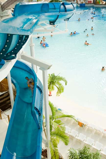 Paris: Aquaboulevard Water Park Entrance Ticket - Aquaboulevard gives Paris a wet-weather escape