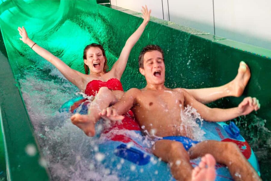 Paris: Aquaboulevard Water Park Entrance Ticket - Food, lockers, and the cost of a full day