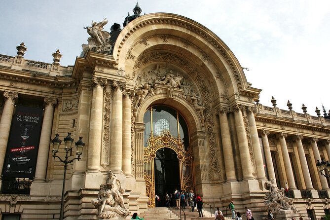 Paris Arc de Triomphe Entry and Mini Walking Tour - Who should book this Champs-Élysées and Arc tour?