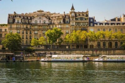 Arc de Triomphe Entry with Seine Cruise