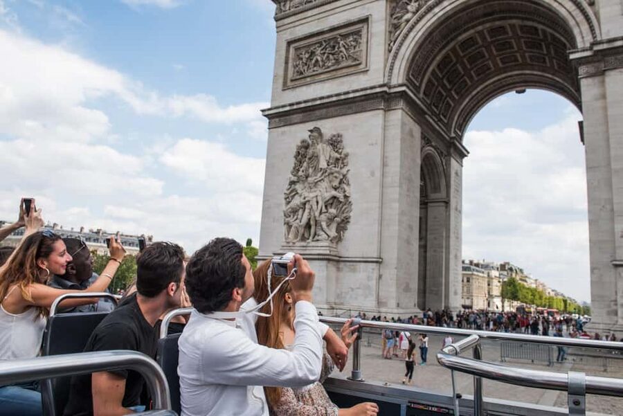 Paris: Arc de Triomphe Ticket & Big Bus Hop-on Hop-off Tour - The complete bus loop, from Louvre to Eiffel Tower