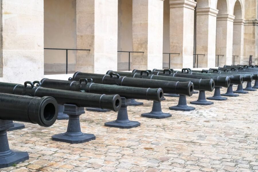 Paris: Army Museum Ticket and Seine River Cruise Combo - Timing your visit around museum hours
