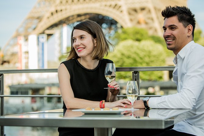 Paris at the First Lodges - Ducasse sur Seine Lunch Cruise - Window seats make the views count