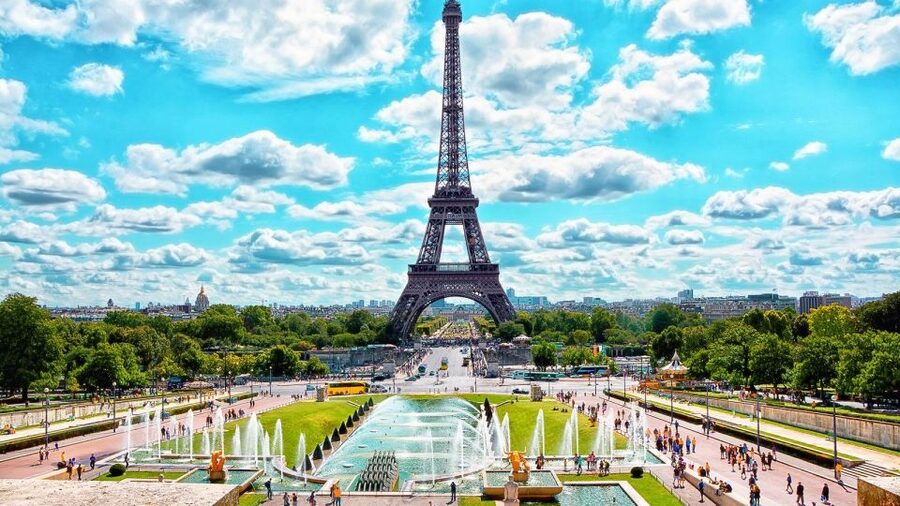 Paris Audioguide - TravelMate app for your smartphone - The Louvre, Louvre Palace, and the art museums