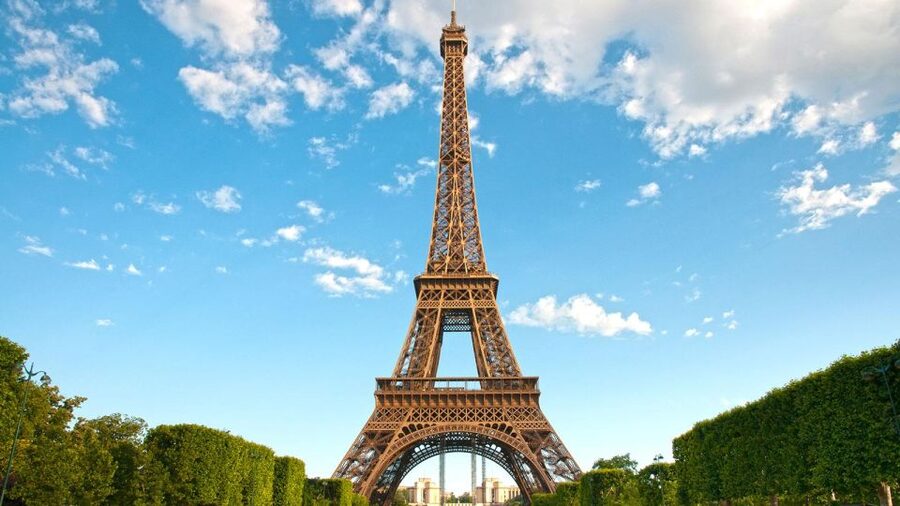 Paris Audioguide - TravelMate app for your smartphone - Montmartre and the city’s neighborhoods