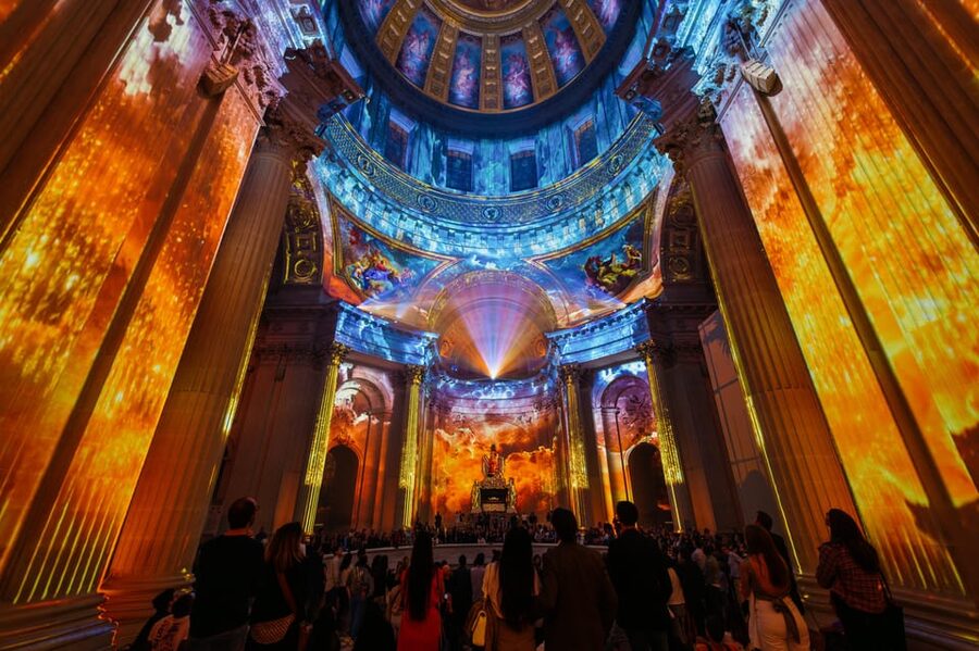 Paris: Aura Invalides Immersive Experience Entry Ticket - The first section, architecture in light