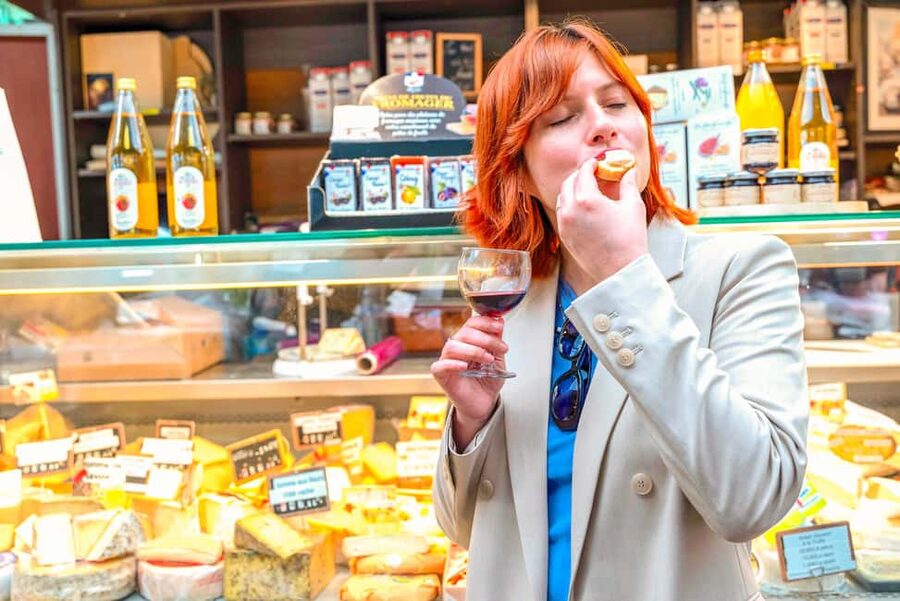 Paris: Authentic Food & Wine Tasting Tour in Le Marais - Key points to know before booking