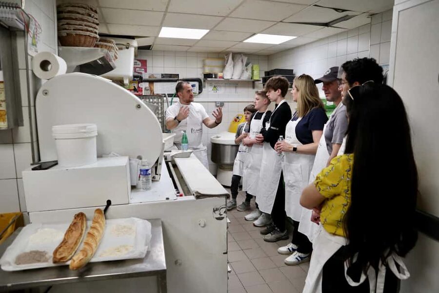 Paris: Baking Insider Experience with a Professional Baker - Location, Stairs, and What to Wear