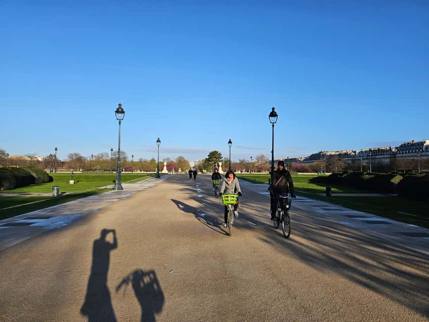 Paris Before the Crowds: Sunrise Bike Tour with Breakfast - Price, timing, and value