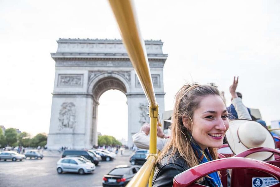 Paris: Big Bus Hop-on Hop-off Tour and Seine River Cruise - Audio, app, and onboard comfort