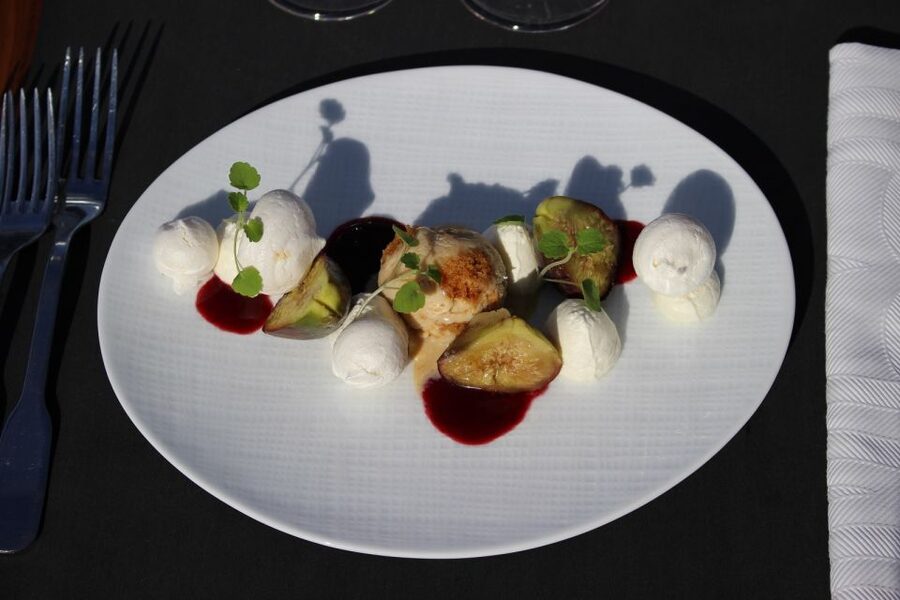 Paris: Bustronome Gourmet Dinner Tour - What the six-course dinner includes