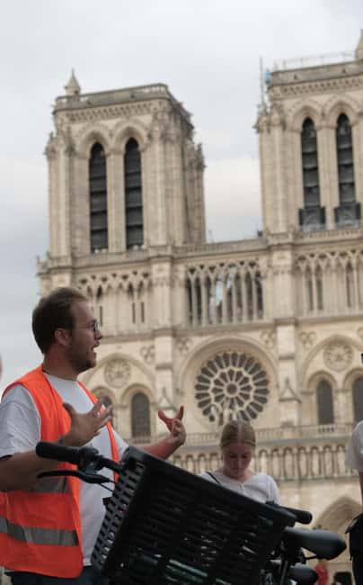 Paris By Night: 3-Hour Guided Bike Tour - Key points to know before you ride