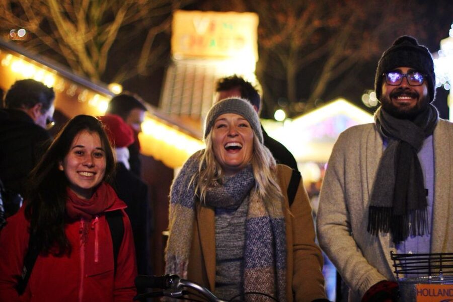 Paris By Night: 3-Hour Guided Bike Tour - What the guide adds to the ride