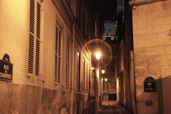 Paris by Night Walking Tour: Ghosts, Mysteries and Legends - What the $18.10 price really buys you