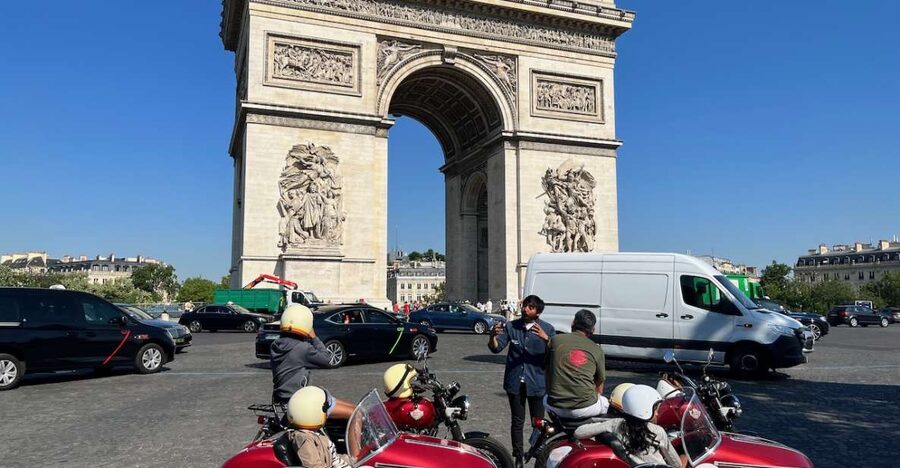 Paris by sidecar 1HR Tour - Why a sidecar works for a one-hour Paris tour