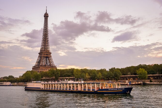 Paris Capitaine Fracasse 3 Course Seine River Dinner Cruise - The route from Île aux Cygnes to Notre-Dame