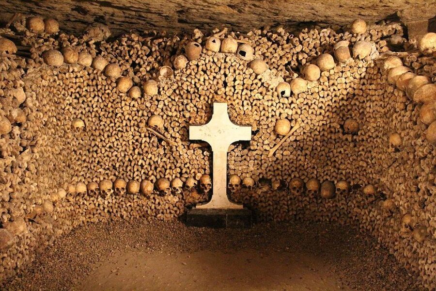 Paris: Catacombs Entry & Seine River Cruise with Audio Guide - Entering the Catacombs at Your Assigned Time