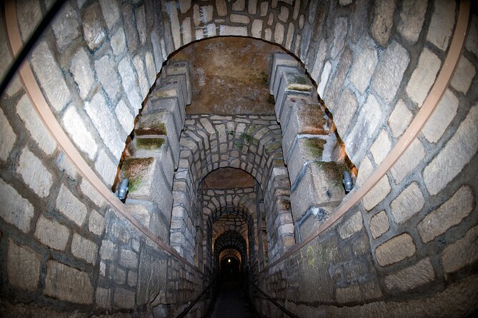 Paris: Catacombs Tour with Restricted Areas - Guides Who Make the Difference