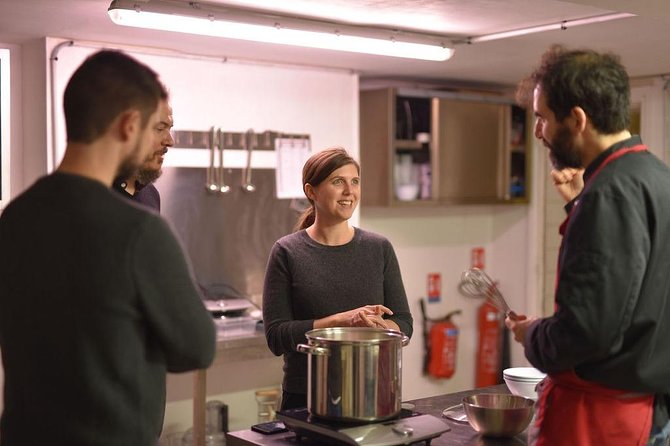 Paris Cheesemaking Workshop including Wine and Cheese Tasting with an Expert - Who will enjoy this Paris food experience