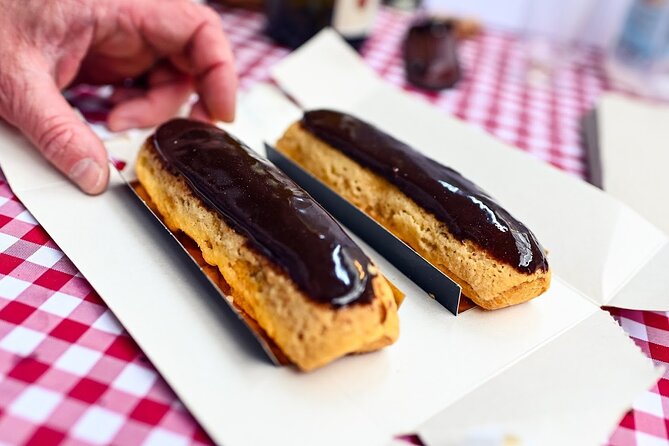 Paris Chocolate and Pastry Private Tour With Secret Food Tours - Seasonal stops: hot chocolate or ice cream