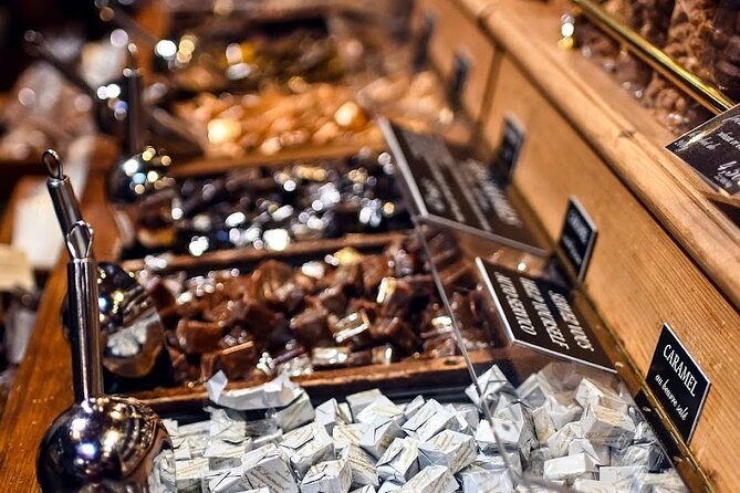Paris Chocolate, Macaron & Pastry Food Tour: 10 Gourmet Tastings - Timing, transport, and practical planning