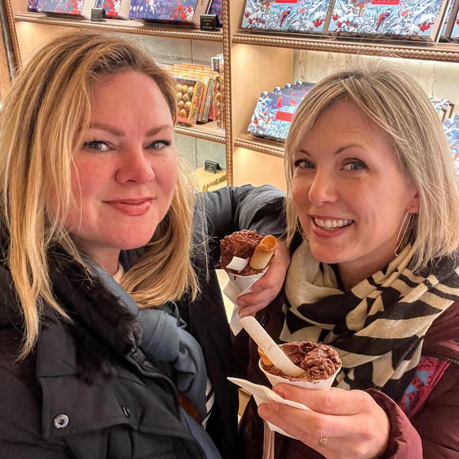 Paris: Chocolate & Patisserie Walking Tour with Tastings - Why Saint Germain is the right setting for a pastry walk