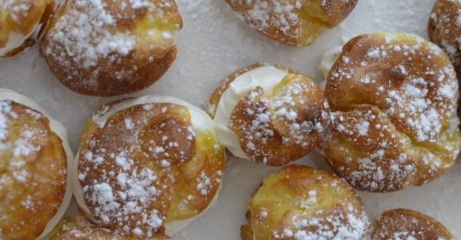 Paris: Choux Pastry and Chocolate Éclair Making Class - Piping éclairs and cream puffs