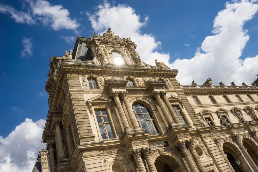 Paris: City Center Group Tour in German - Key points to know before booking