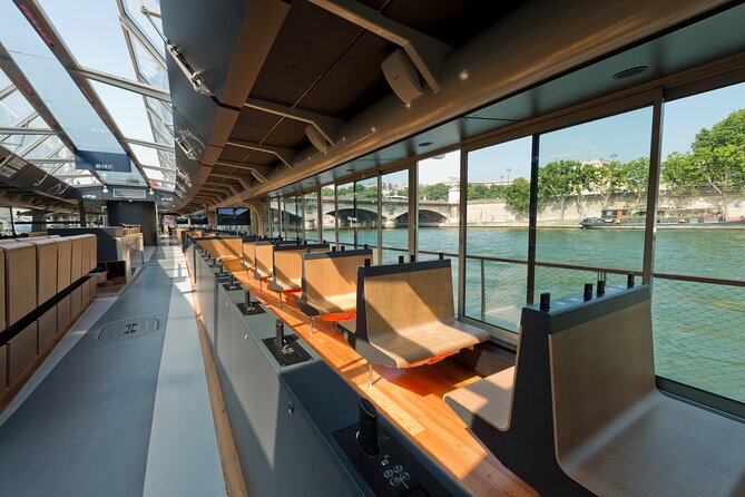 Paris City Tour by Seine River Cruise - Audio Commentary, QR Codes, and the Wi-Fi Problem