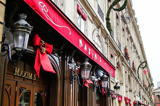 Paris City Tour with Private Friendly Guide and all Must-See Sites - Place de la Concorde and the Arc de Triomphe