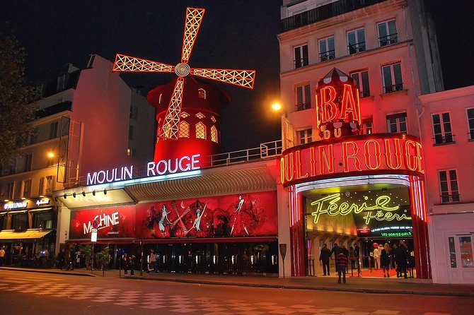 Paris City Tour with Private Friendly Guide and all Must-See Sites - Palais de Chaillot and the first Eiffel Tower view