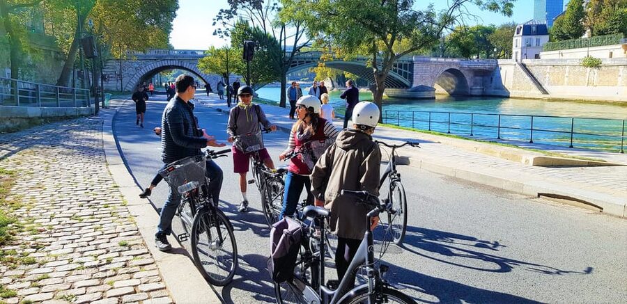 Paris: City Treasures Bike Tour - What the ride feels like for families