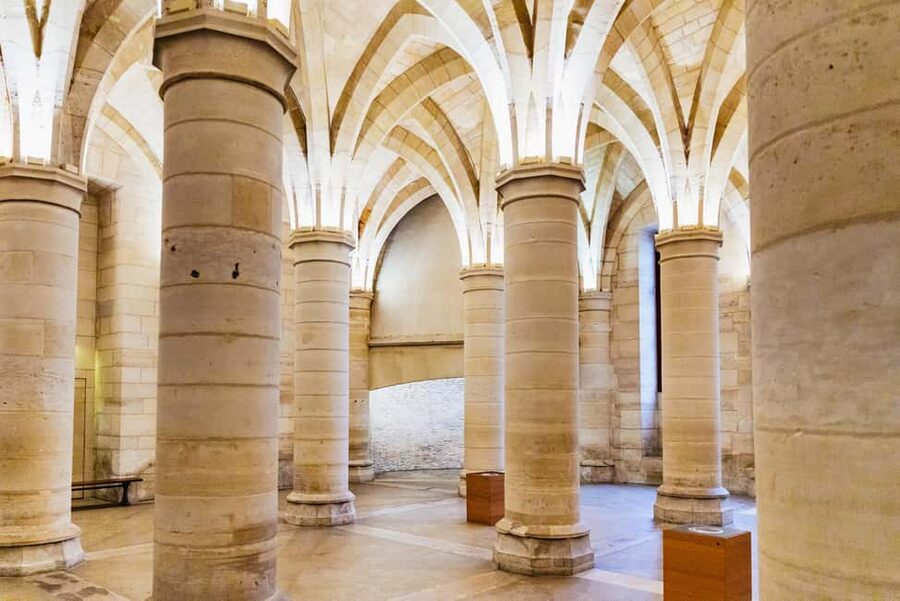 Paris: Conciergerie Ticket with Histopad - The Salle des Gens d’Armes and the medieval side