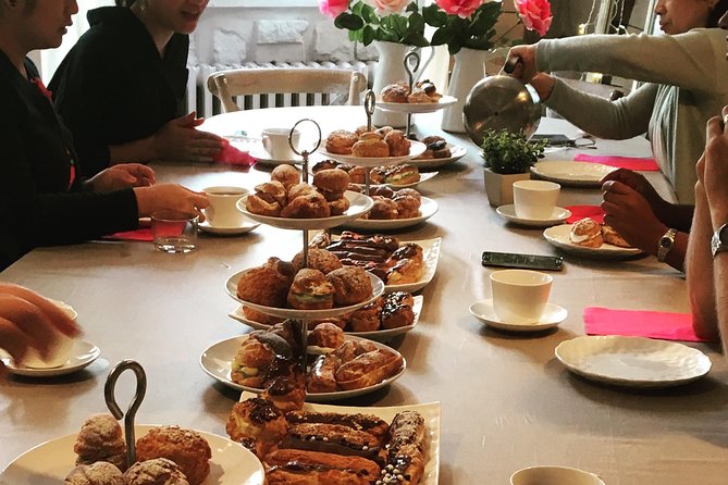 Paris Cooking Class: Chocolate Éclairs and Cream Puffs - Key points at a glance