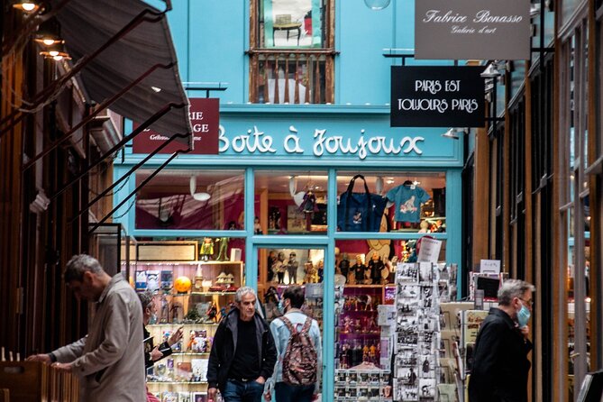 Paris Covered Passages Walking Tour plus Seine Cruise Option - What the guides add to the walk