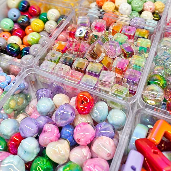 Paris: Create your phone strap, bag or keychain - Is This Good for Families and Friends?
